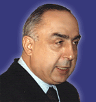 قطبا اللعي
